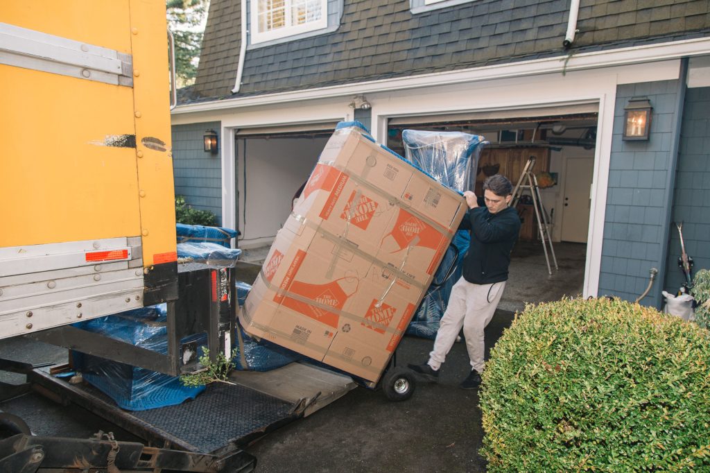 How to Transport Freezer or Refrigerator